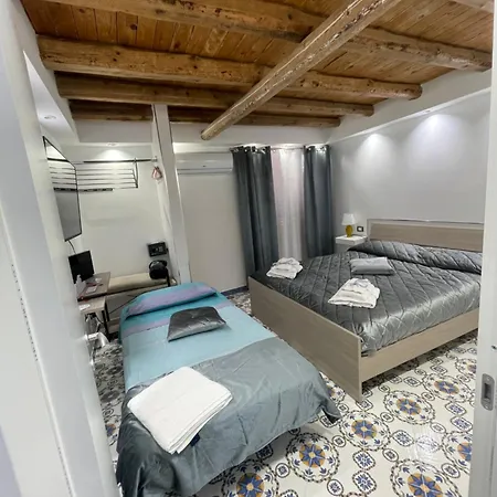 Apartment Mini Ballaro *